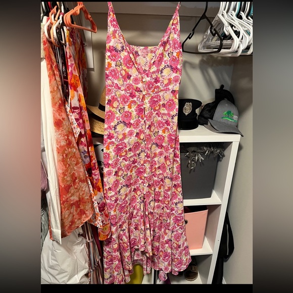 Dress - Picture 3 of 5